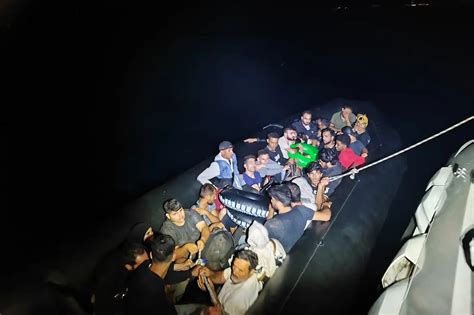 Turkish Coast Guard Rescues 136 Irregular Migrants Off Bodrums Coast