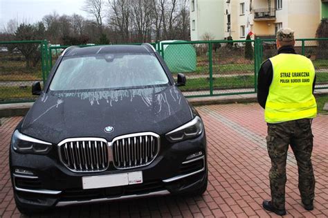 Bardzo drogie BMW zatrzymane na Podlasiu Kierowca przejechał pół