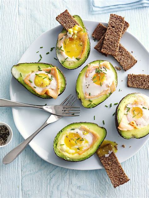 Baked Avocado With Smoked Salmon And Egg Recipe Avocado Recipes Easy