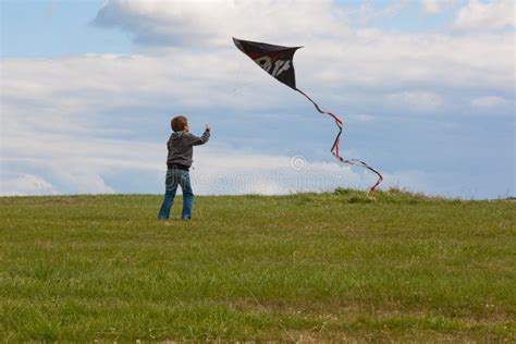 Boy Flying Kite Stock Photo Image Of Childhood Elementary 26849376