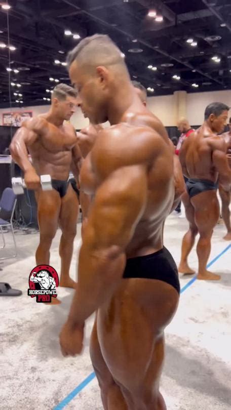 Ultra Hot IFBB Pro Bodybuilder Fabio Junio Working Like Never Before