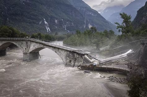 Unwetter Treffen Schweiz Erneut Tote Im Wallis Und Im Tessin