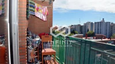 Piso En Venta En Reyes Catolicos En Puerta De Madrid El Juncal Por