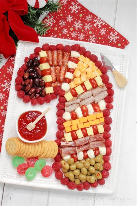 5 Christmas Charcuterie Board Ideas The Soccer Mom Blog