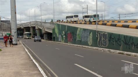 VÍDEO Viaduto do Manoa é interditado parcialmente para obras de