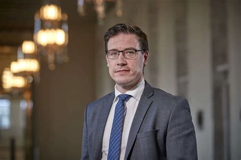 Kansanedustaja Pekka Aittakumpu Loikkaa Keskustasta Perussuomalaisiin