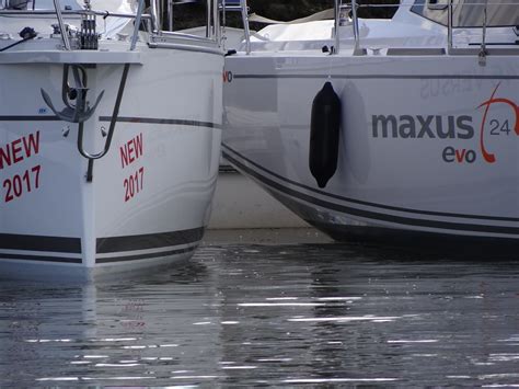 13 Comparatif Tes 246 Versus Et Maxus 24 Evo Mers Et Bateaux Flickr