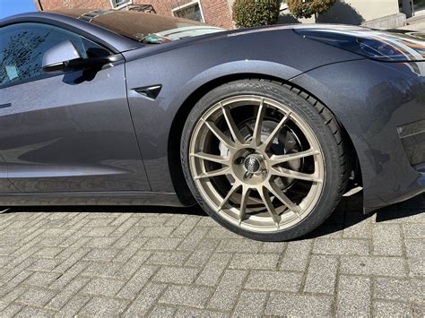 [Biete] Komplettradsatz OZ Ultraleggera 20“ - Marktplatz - TFF Forum ...