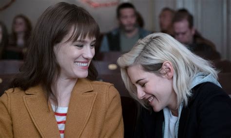 Watch The Trailer For Kristen Stewarts Lesbian Christmas Rom Com