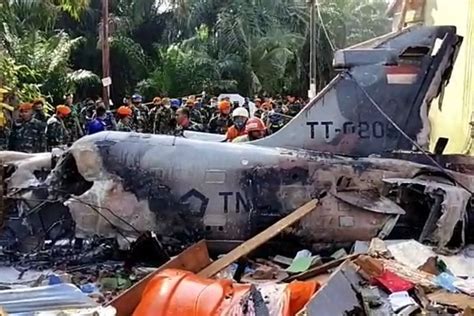 Warga Dengar Ledakan Keras Sebelum Sebelum Pesawat Tempur Tni Au Jatuh