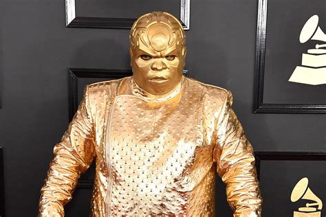 Cee Lo Green Unveils Gold Drenched Alter Ego On Grammys Red Carpet TV