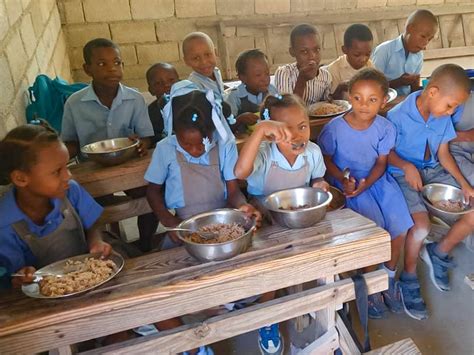 Food For Hungry Haitian Schoolchildren Christian Aid Ministries