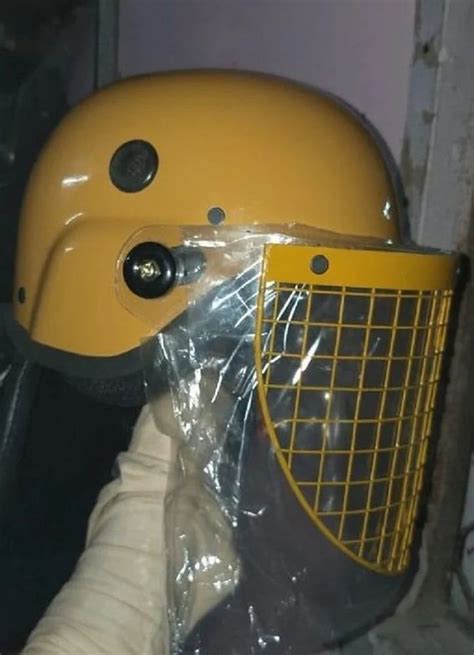 Polycarbonate Anti Riot Helmet At ₹ 2500piece In New Delhi Id