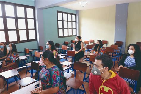 Escuela de Ciencia Política y el IUMUSAC fomentarán la equidad de