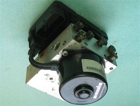 Abs Pump Module Volvo V C S S S