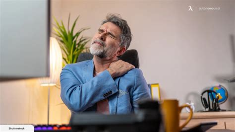 How To Fix Uneven Shoulders And Neck Pain During Work