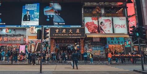 中國生活壓力最大的城市，月薪上萬勉強生活，不是北上廣深！ 每日頭條