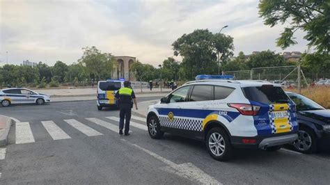 La Polic A De Alicante Impone Denuncias Y Cierra Cuatro Bares Por