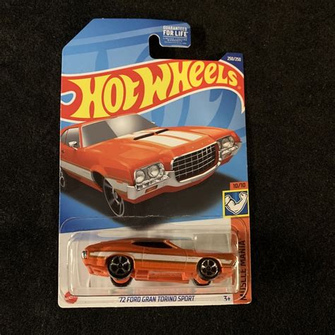 Hot Wheels Muscle Mania Ford Gran Torino Sport