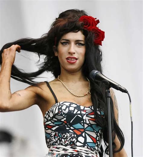 Pamela Anderson David Duchovny Angelina Jolie Stars Qui Sont Sex Addicts Public