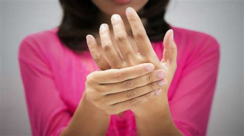 Paresthesia Causes Symptoms Diagnosis And Treatment