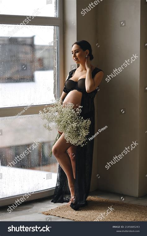 Pregnant Women Lingerie Images Stock Photos D Objects Vectors Shutterstock