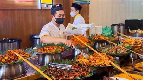 Serupa Tapi Tak Sama Ini 5 Perbedaan Nasi Kapau Dan Nasi Padang