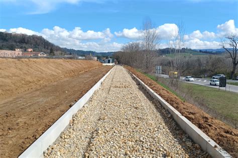 Ponte Nuovo Via Senese Al Termine La Ciclopedonale A Poggibonsi