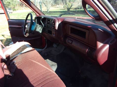 1997 Chevy 3500 Box Truck With Lift Gate