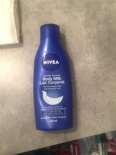 Nivea Nourishing Body Milk Reviews In Body Lotions Creams Chickadvisor