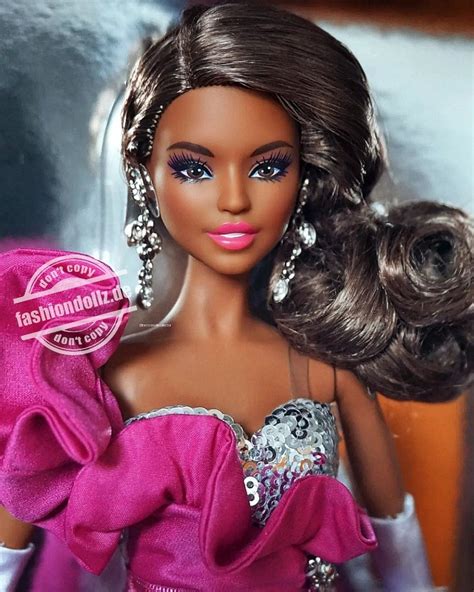 2021 Pink Collection Barbie 2 GXL13 Fashiondollz Info