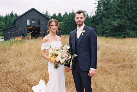 Wedding At Saltwater Farms In The San Juan Islands — Kelly Robbins