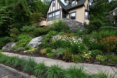 Hillside Garden, Garden And Yard, Sloped Front Yard, Landscape Design ...