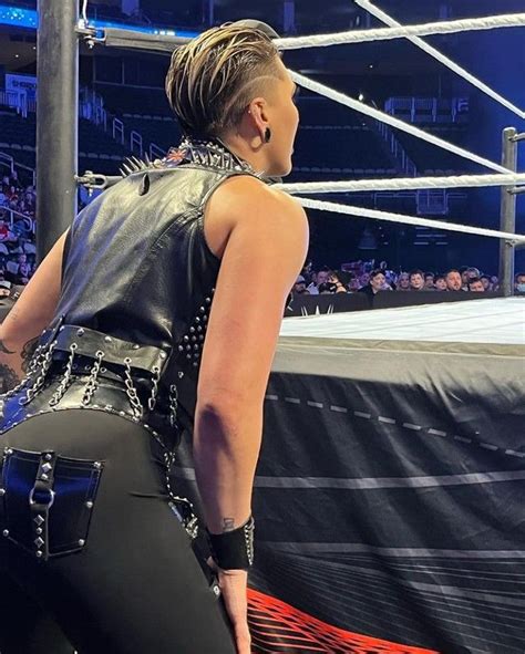 Pin On Rhea Ripley Ripley Female Wrestlers Superstar