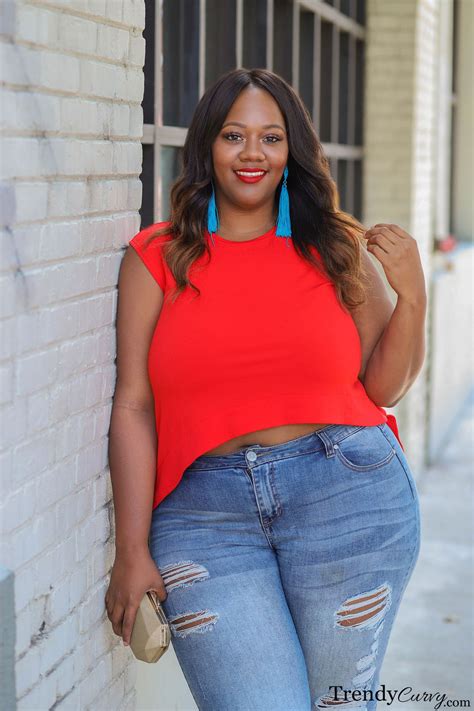 Trendy Curvy Plus Size Fashion And Style Blog Rachel Roy Chic And Curvy Curvy Style Curvy