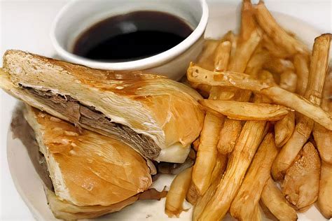 French Dip Wolfies Woodlands
