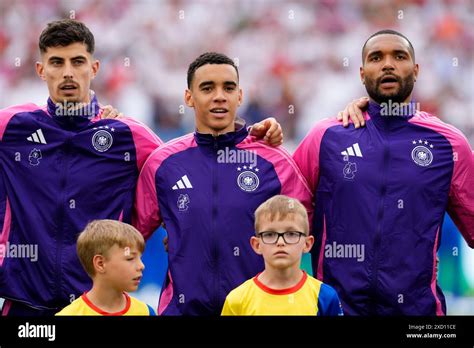 Left To Right Germany S Kai Havertz Germanys Jamal Musiala And