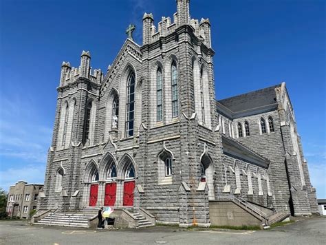 'Very much part of us': Beloved St. Bernard Church set for deconsecration | CBC News