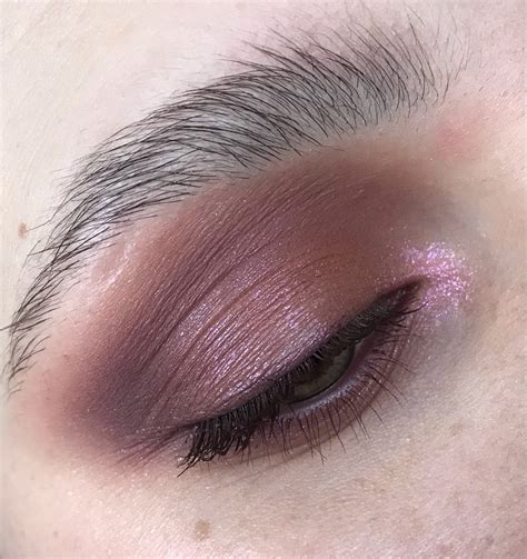 Дьяволически соблазнительная палетка Naughty Nude от Huda Beauty Отзывы покупателей Косметиста