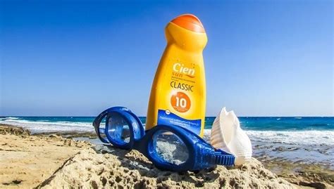 Is Your Sunscreen Eco-Friendly? - The Sustainable Living Report