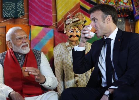 Pm Modi Hosts Republic Day Chief Guest French President Macron In Pink