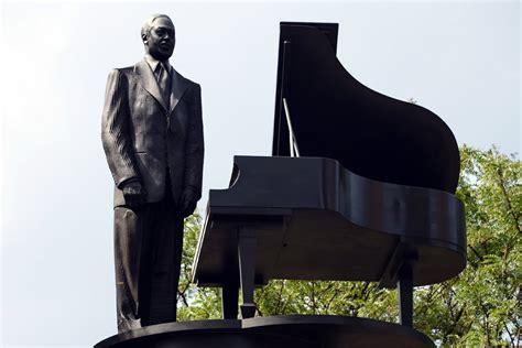 40b Duke Ellington Statue Close Up At The Exit Of Central Park