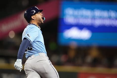 Siri S Run Hr Helps Rally Tampa Bay Over Seattle Mariners