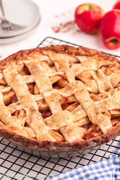 Lattice Crust Cinnamon Apple Pie MidgetMomma