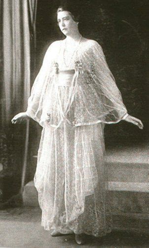 Tea Dress Designed By Lucile Lady Duff Gordon Notice The Ribbons And