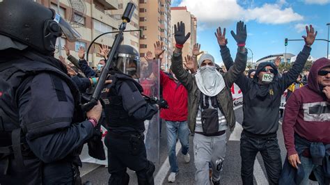 Gran Manifestación En El Octavo Día De La Huelga Del Metal