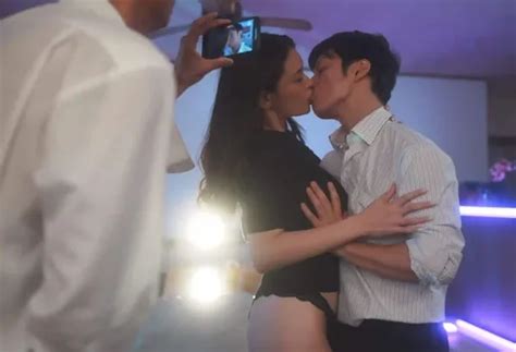 Ch Ng Y U Ng Bu N Quay Phim Cho V Phang V I Ng I N Ng Kh C Sex