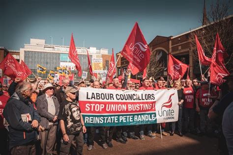 Coventry Bin Strike Rallies Mass Support The Communist