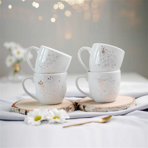 Zestaw 4 Kubków porcelanowych Nakrapianych Złotem 300 ml białe