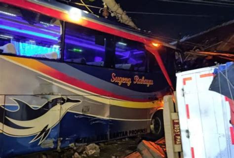 Sejarah Dan Pemilik PO Sugeng Rahayu Dicap Sumber Bencono Bus